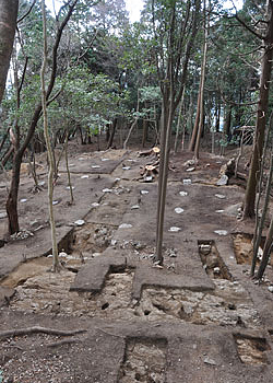 元々堂基壇跡
